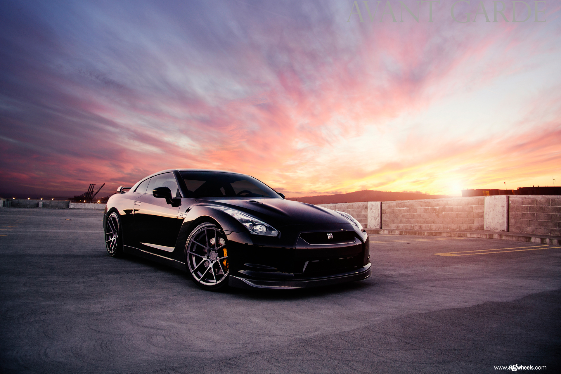 Avant Garde M510 Gloss Grigio on Nissan GTR